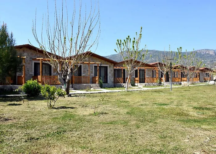 Semesterbostad Begonvillage