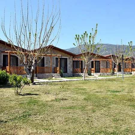 Holiday home Begonvillage